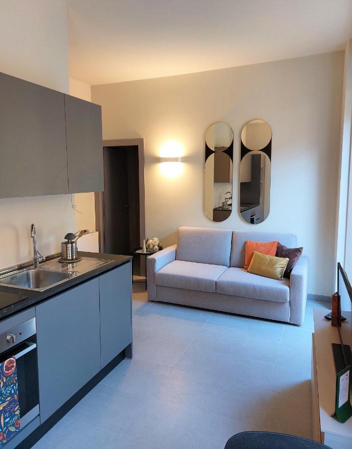 The 6 Apartments Rimini Eksteriør bilde