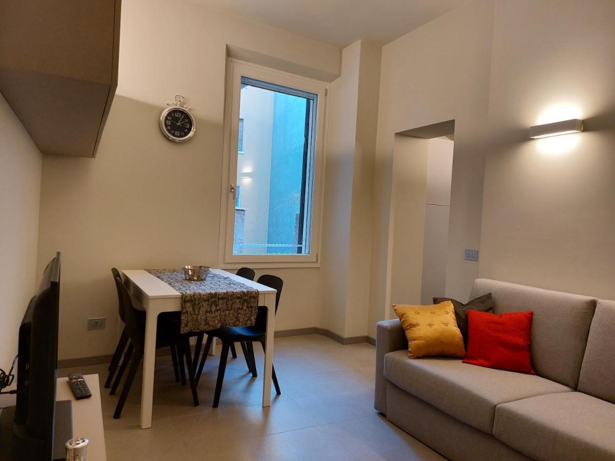 The 6 Apartments Rimini Eksteriør bilde