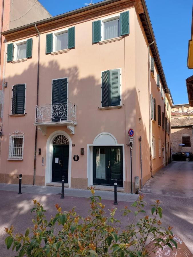The 6 Apartments Rimini Eksteriør bilde